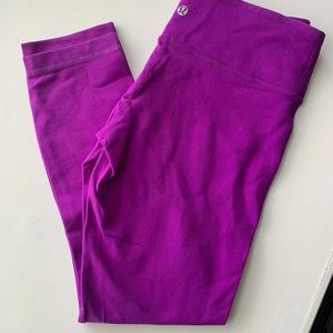 Magenta Lululemon Wunder Under Crop Leggings